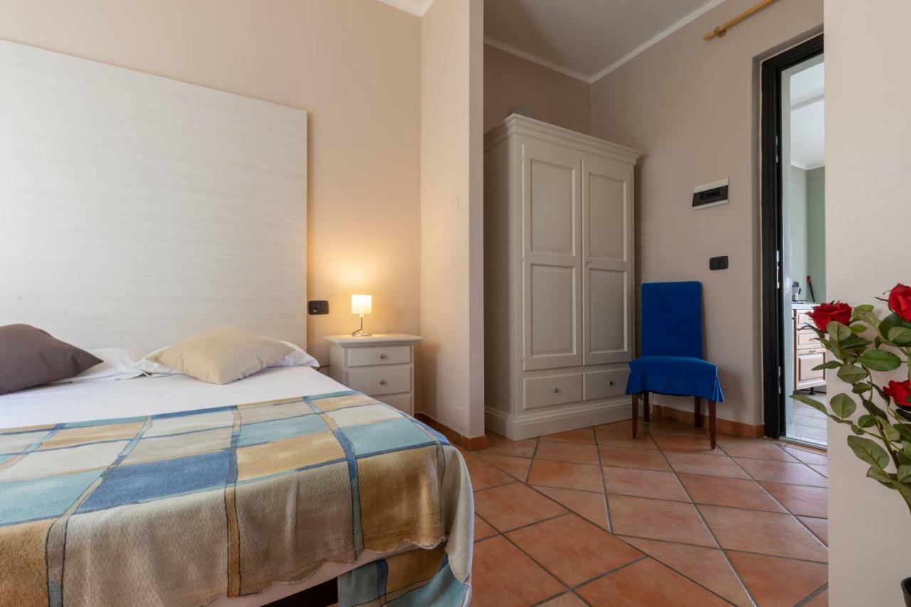 Borgo Blu Poggio Aparthotel Lazise Exterior foto