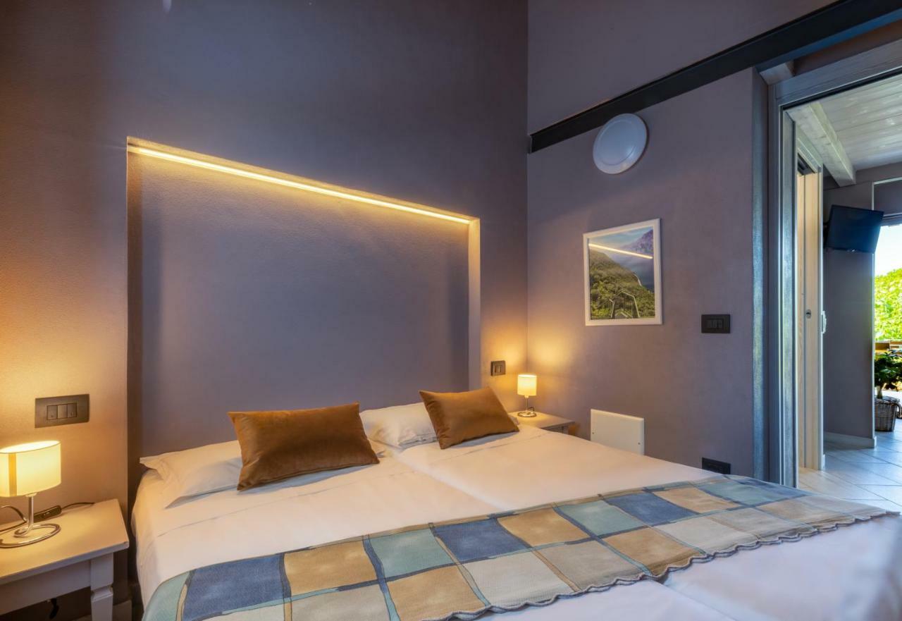 Borgo Blu Poggio Aparthotel Lazise Exterior foto