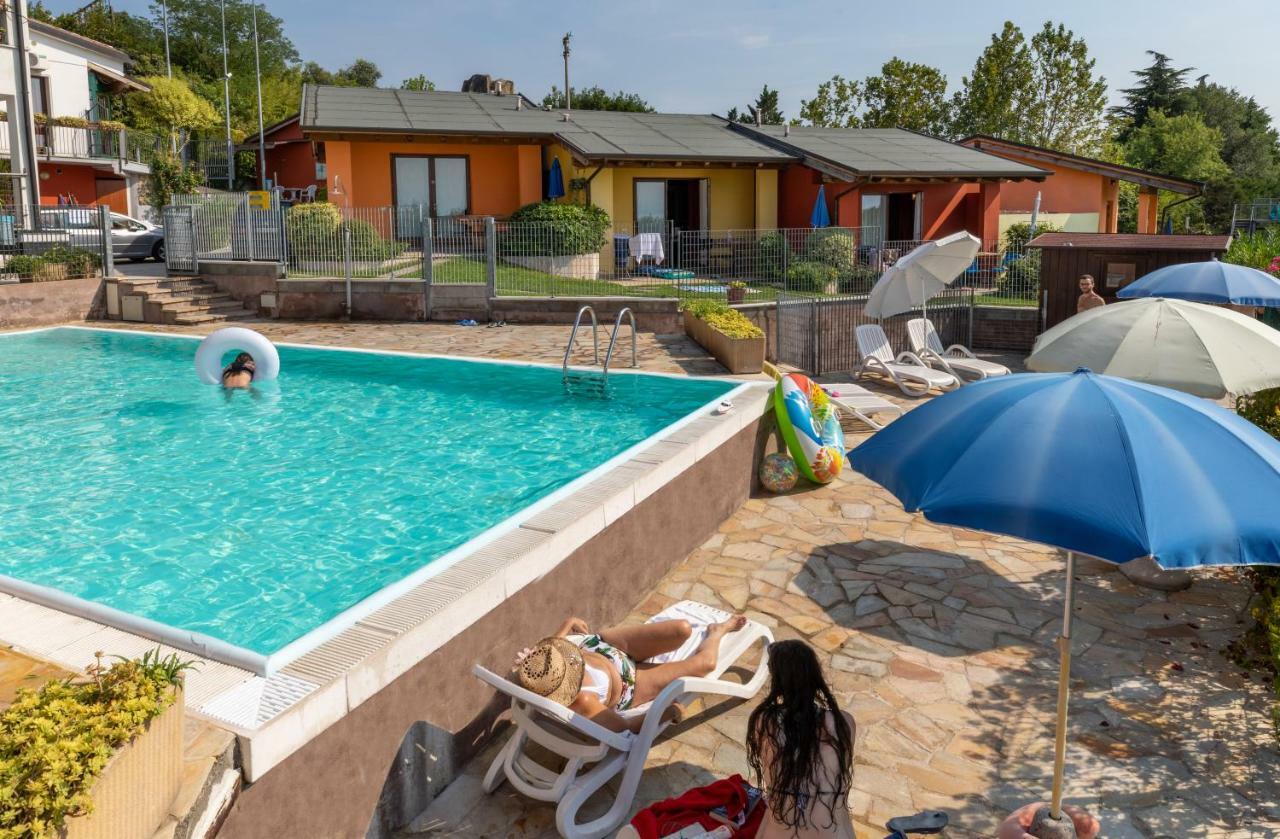 Borgo Blu Poggio Aparthotel Lazise Exterior foto