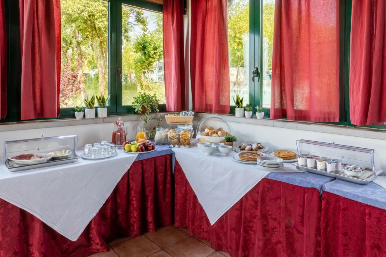 Borgo Blu Poggio Aparthotel Lazise Exterior foto